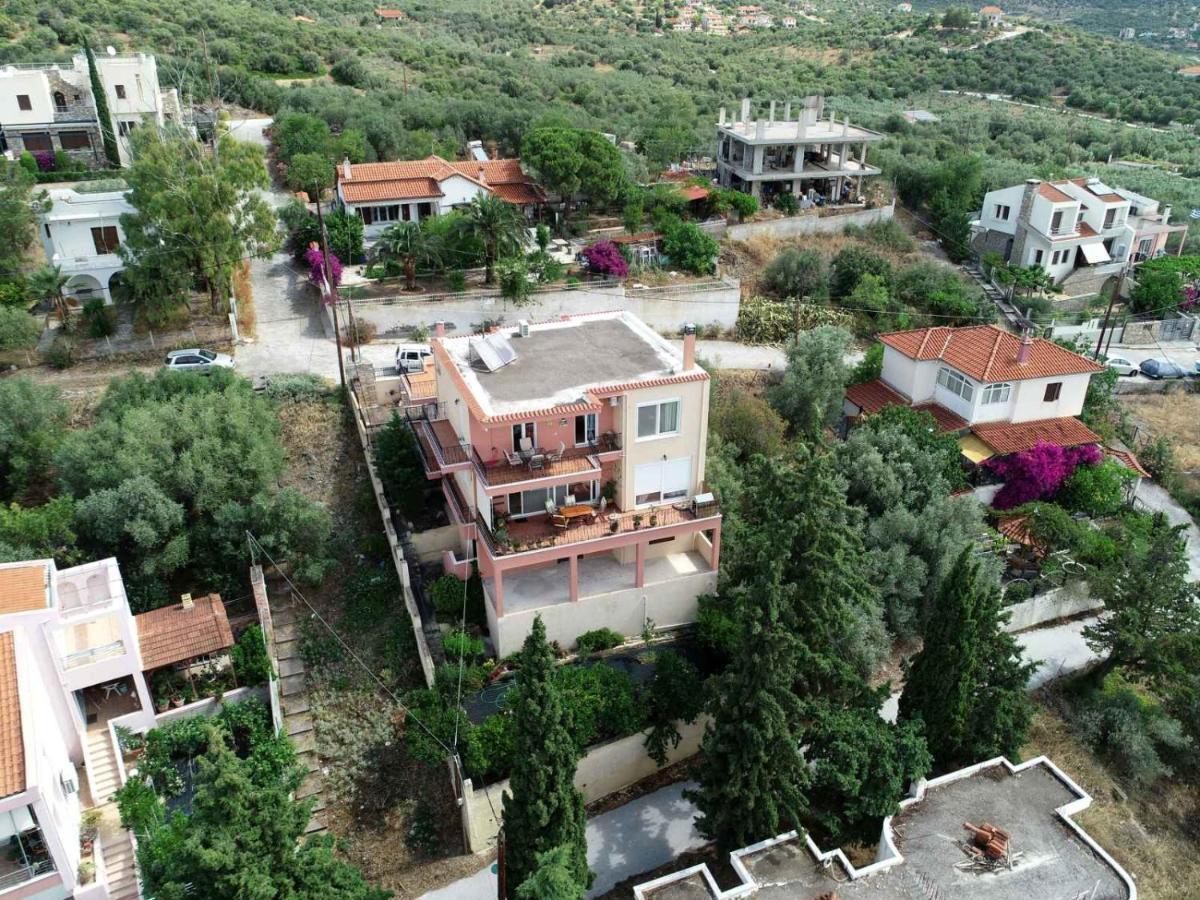 Sofia'S Pottery House Villa Volos Bagian luar foto